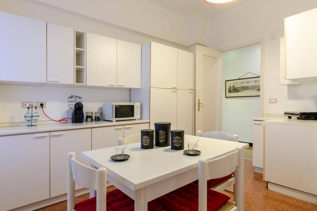 Altido Family Apt For 6 Located Minutes From The Sea Apartamento Génova Exterior foto